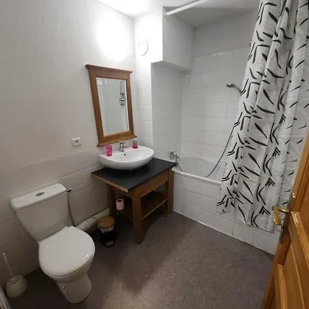 Apartment Duplex Confortable Proche Commerces, Navette Ski, Animaux Admis - Fr-1-476-229 *